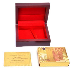 Златно тесте карти за игра в дървена кутия