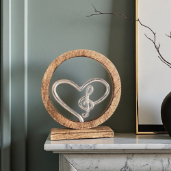 Арт пластика "Мелодия на сърцето"