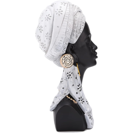 Декоративен бюст на жена в етно стил, подходящ за подарък